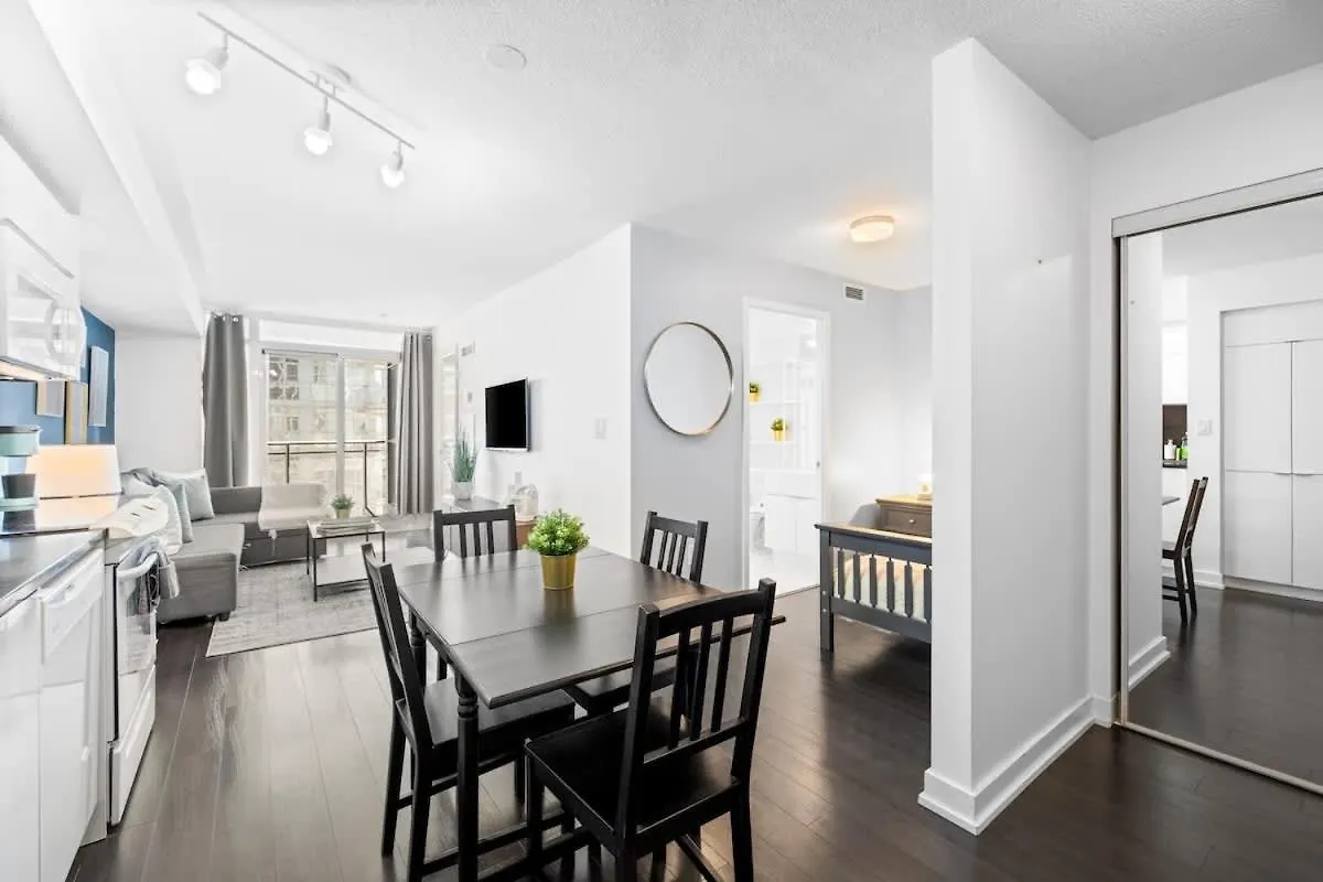 Apartment Sun-Filled Downtown Condo By Toronto'S Sports Hub